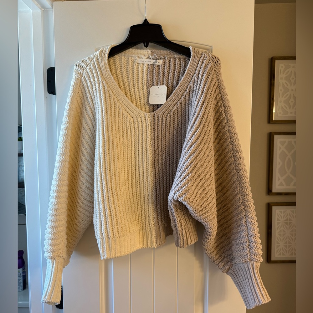 Altard state 2-toned oversized sweater